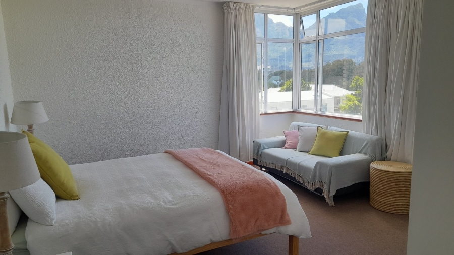 2 Bedroom Property for Sale in Kenilworth Western Cape